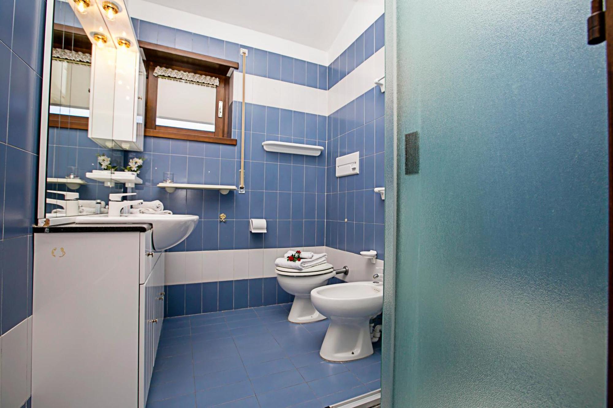 Residence Christina Due Laghi - Happy Rentals Tenno Luaran gambar
