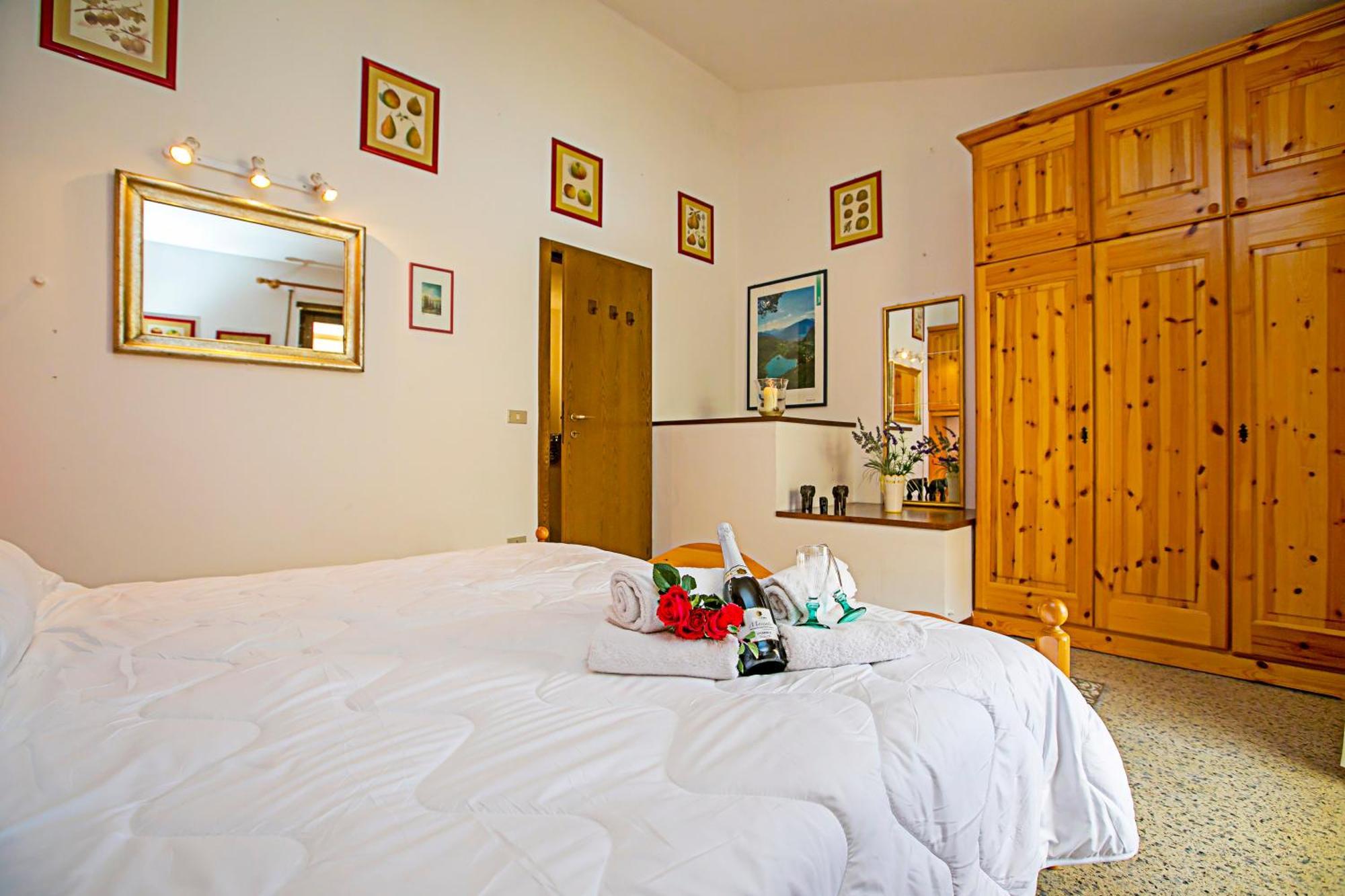 Residence Christina Due Laghi - Happy Rentals Tenno Luaran gambar